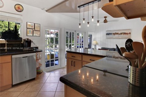 Casa en alquiler en Oakland Park, Florida, 3 dormitorios, 150.32 m2 № 1998974 - foto 13