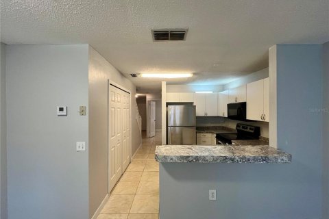 Adosado en venta en Kissimmee, Florida, 3 dormitorios, 128.21 m2 № 2234531 - foto 6
