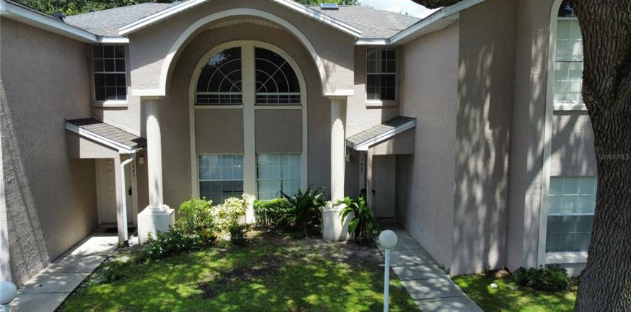 Adosado en Kissimmee, Florida 3 dormitorios, 128.21 m2 № 2234531