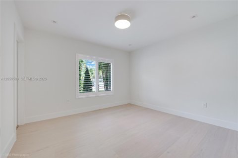 Casa en venta en South Miami, Florida, 4 dormitorios, 246.28 m2 № 2168468 - foto 21