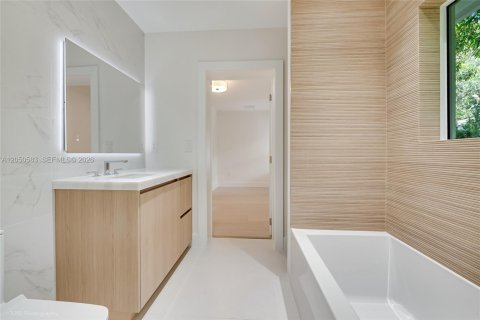 Casa en venta en South Miami, Florida, 4 dormitorios, 246.28 m2 № 2168468 - foto 25
