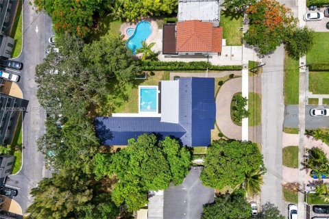 Casa en venta en South Miami, Florida, 4 dormitorios, 246.28 m2 № 2168468 - foto 6