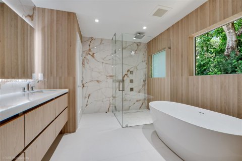 Casa en venta en South Miami, Florida, 4 dormitorios, 246.28 m2 № 2168468 - foto 20
