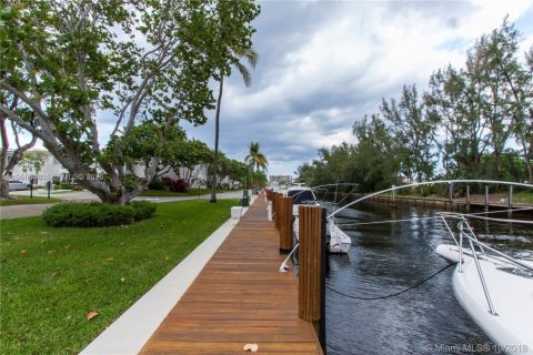 Copropriété à louer à Fort Lauderdale, Floride: 2 chambres, 111.48 m2 № 2153420 - photo 29