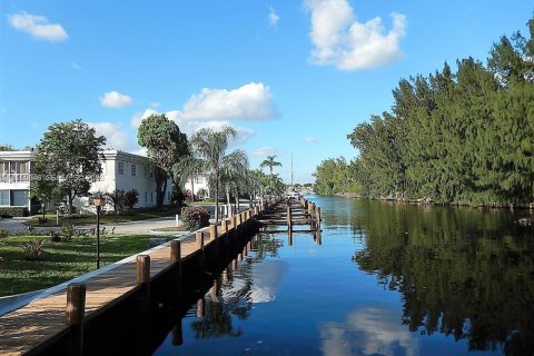 Copropriété à louer à Fort Lauderdale, Floride: 2 chambres, 111.48 m2 № 2153420 - photo 28
