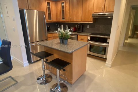 Copropriété à louer à Fort Lauderdale, Floride: 2 chambres, 111.48 m2 № 2153420 - photo 9