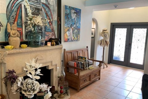 Casa en alquiler en Hialeah, Florida, 3 dormitorios, 146.6 m2 № 2024951 - foto 6