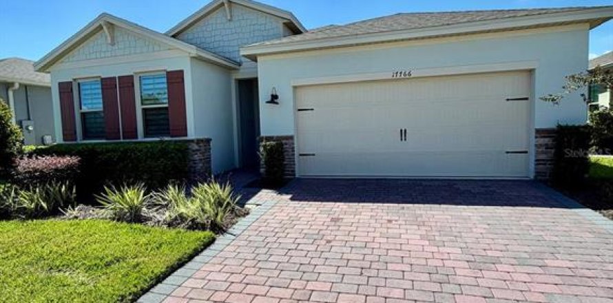 Villa ou maison à Clermont, Floride 3 chambres, 159.98 m2 № 2396127