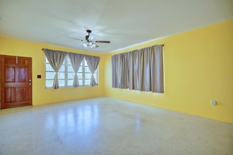 House in Avon Park, Florida 3 bedrooms, 197.79 sq.m. № 1917880 - photo 28