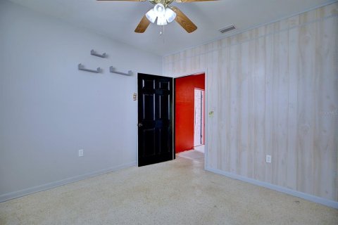 House in Avon Park, Florida 3 bedrooms, 197.79 sq.m. № 1917880 - photo 24