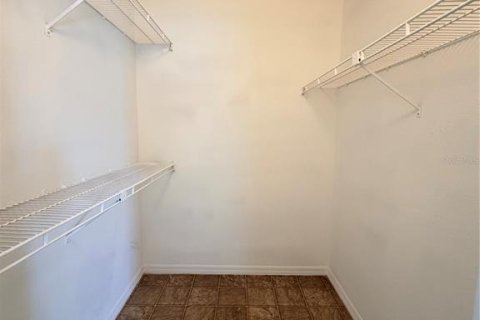 Condo in Orlando, Florida, 2 bedrooms  № 2230623 - photo 17
