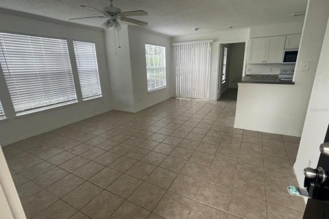 Condo in Orlando, Florida, 2 bedrooms  № 2230623 - photo 4