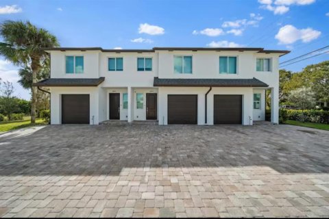 Touwnhouse à Riviera Beach, Floride 4 chambres, 128.86 m2 № 2392538