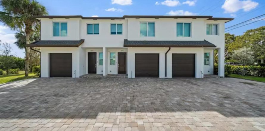Touwnhouse à Riviera Beach, Floride 4 chambres, 128.86 m2 № 2392538