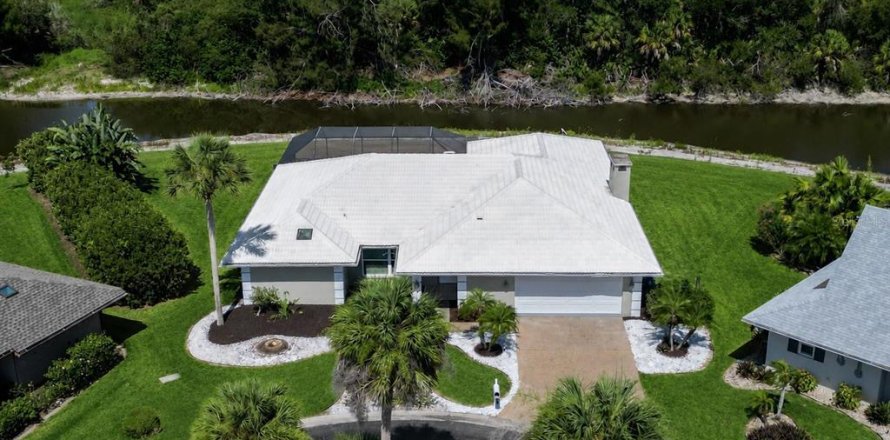 Casa en Venice, Florida 3 dormitorios, 190.82 m2 № 2225444