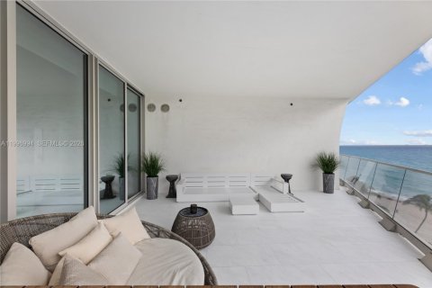 Снять в аренду кондоминиум в Санни-Айлс-Бич, Флорида 2 спальни, 158.31м2, № 2060399 - фото 6