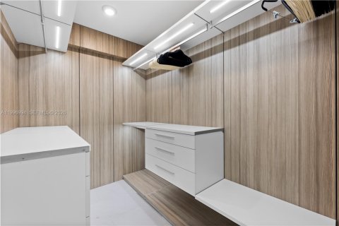 Снять в аренду кондоминиум в Санни-Айлс-Бич, Флорида 2 спальни, 158.31м2, № 2060399 - фото 22