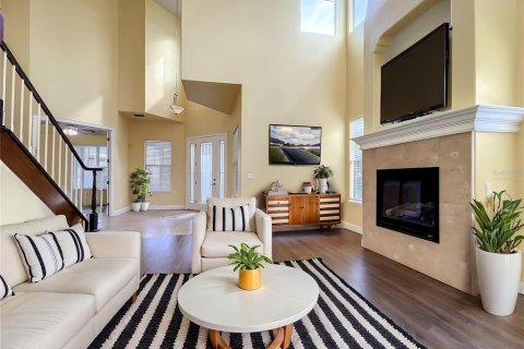 House in Windermere, Florida 4 bedrooms, 284.19 sq.m. № 1549712 - photo 10