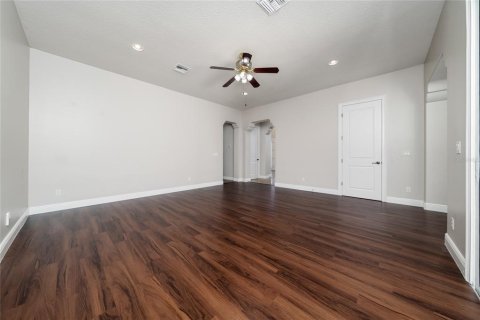 House in Windermere, Florida 4 bedrooms, 284.19 sq.m. № 1549712 - photo 19