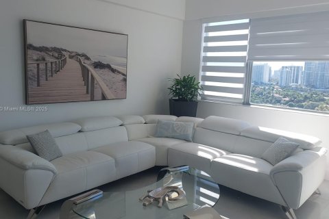 Condominio en alquiler en Hallandale Beach, Florida, 1 dormitorio, 68.84 m2 № 1979233 - foto 8