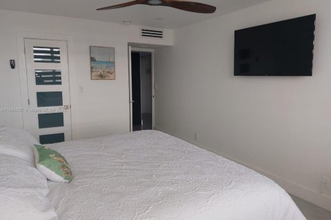Condominio en alquiler en Hallandale Beach, Florida, 1 dormitorio, 68.84 m2 № 1979233 - foto 10