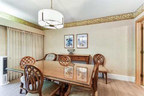 Condo in Palm Harbor, Florida, 2 bedrooms  № 1755026 - photo 18