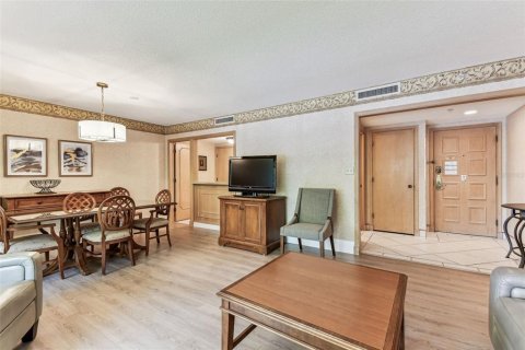 Condo in Palm Harbor, Florida, 2 bedrooms  № 1755026 - photo 14