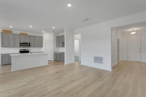 Casa en venta en Winter Haven, Florida, 4 dormitorios, 163.32 m2 № 2227235 - foto 11