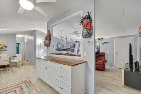 Appartement à louer à Homosassa, Floride: 4 chambres, 124.86 m2 № 2412580 - photo 10