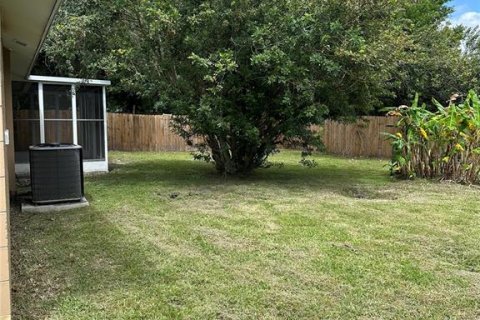 Casa en alquiler en Orlando, Florida, 4 dormitorios, 118.26 m2 № 2100331 - foto 16