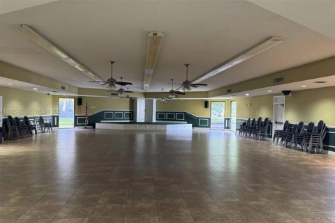 Condo in Oakland Park, Florida, 2 bedrooms  № 2003628 - photo 24