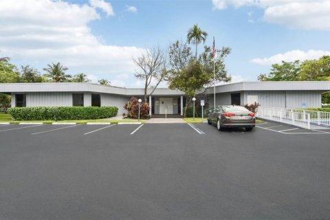 Condo in Oakland Park, Florida, 2 bedrooms  № 2003628 - photo 22