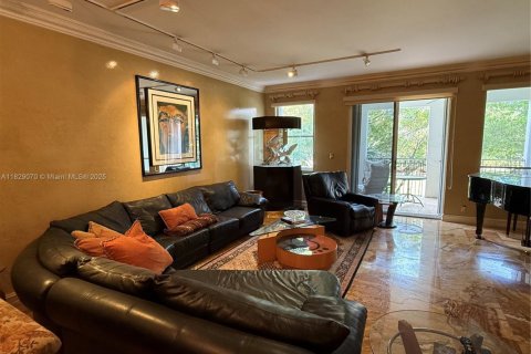 Condo in Aventura, Florida, 2 bedrooms  № 1936311 - photo 21