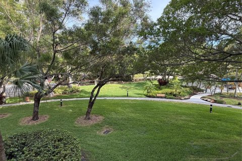 Condo in Aventura, Florida, 2 bedrooms  № 1936311 - photo 17