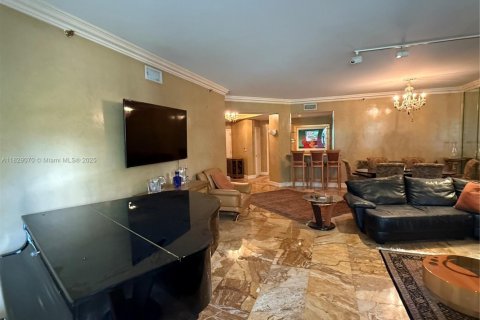 Condo in Aventura, Florida, 2 bedrooms  № 1936311 - photo 26