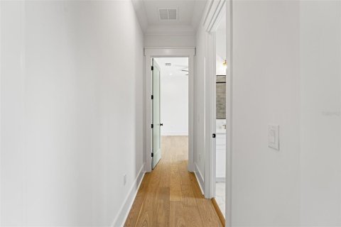 Casa en venta en Tampa, Florida, 4 dormitorios, 334.36 m2 № 1744814 - foto 26