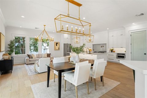 Casa en venta en Tampa, Florida, 4 dormitorios, 334.36 m2 № 1744814 - foto 14