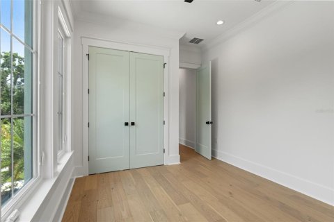 Casa en venta en Tampa, Florida, 4 dormitorios, 334.36 m2 № 1744814 - foto 30