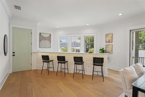 Casa en venta en Tampa, Florida, 4 dormitorios, 334.36 m2 № 1744814 - foto 11