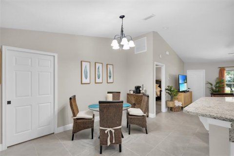 House in Summerfield, Florida 3 bedrooms, 141.3 sq.m. № 1851862 - photo 9