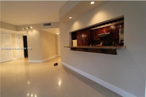 Copropriété à louer à Aventura, Floride: 2 chambres, 116.59 m2 № 1967753 - photo 3