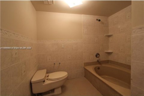 Copropriété à louer à Aventura, Floride: 2 chambres, 116.59 m2 № 1967753 - photo 8