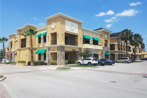 Propiedad comercial en Orlando, Florida 92.07 m2 № 2105900