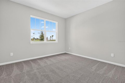 House in Dade City, Florida 3 bedrooms, 205.22 sq.m. № 2103343 - photo 21