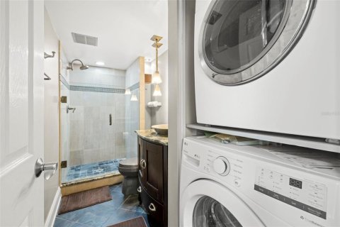 Condo in Saint Pete Beach, Florida, 2 bedrooms  № 1733695 - photo 23