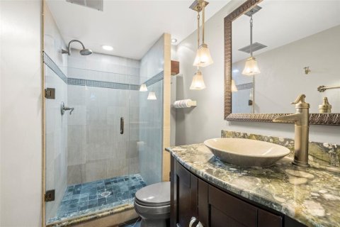 Condo in Saint Pete Beach, Florida, 2 bedrooms  № 1733695 - photo 24