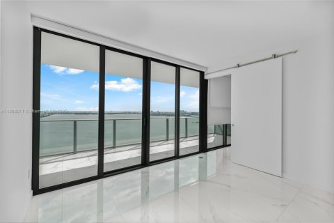 Купить кондоминиум в Майами, Флорида 2 спальни, 101.08м2, № 1965112 - фото 14