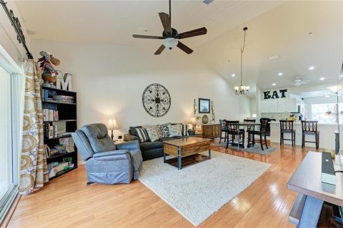 Condo in Bradenton, Florida, 2 bedrooms № 2266494 - photo 27