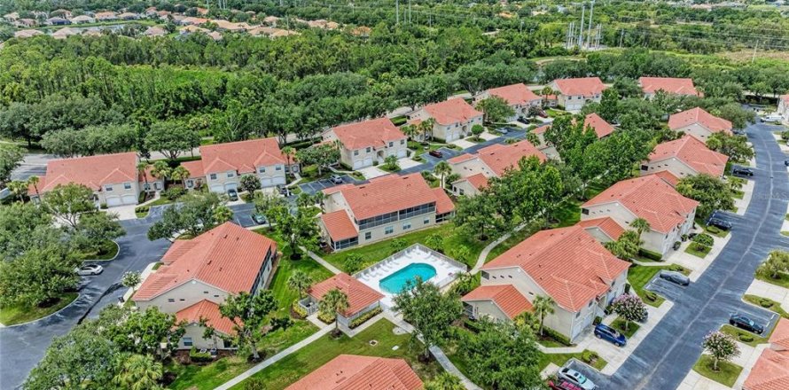 Condo in Bradenton, Florida, 2 bedrooms № 2266494