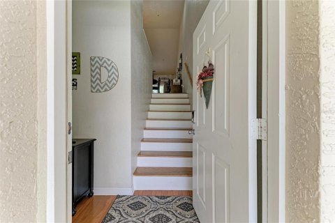 Condo in Bradenton, Florida, 2 bedrooms № 2266494 - photo 11